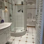 Luxury Near Media Harbour