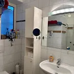 Luxury Near Media Harbour *