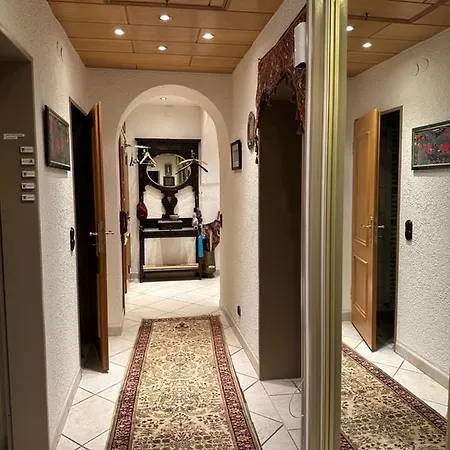 Luxury Near Media Harbour * デュッセルドルフ