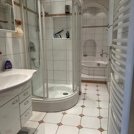 Luxury Near Media Harbour