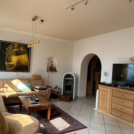 Luxury Near Media Harbour Apartment *