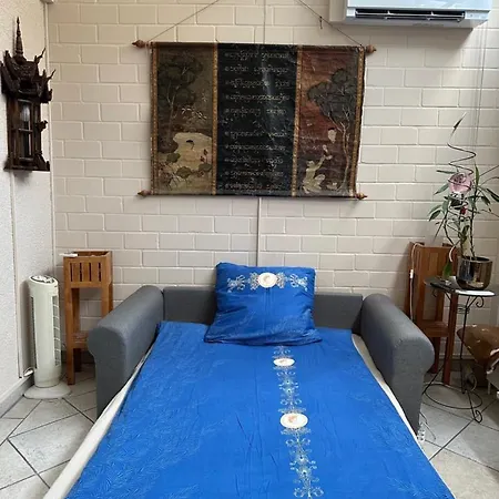 Luxury Near Media Harbour