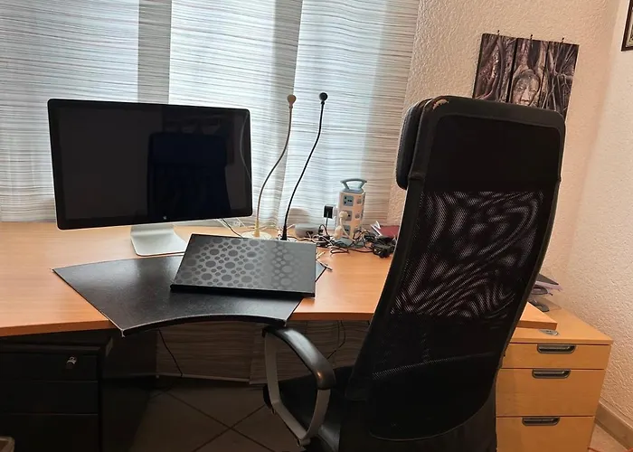 Luxury Near Media Harbour Apartamento *