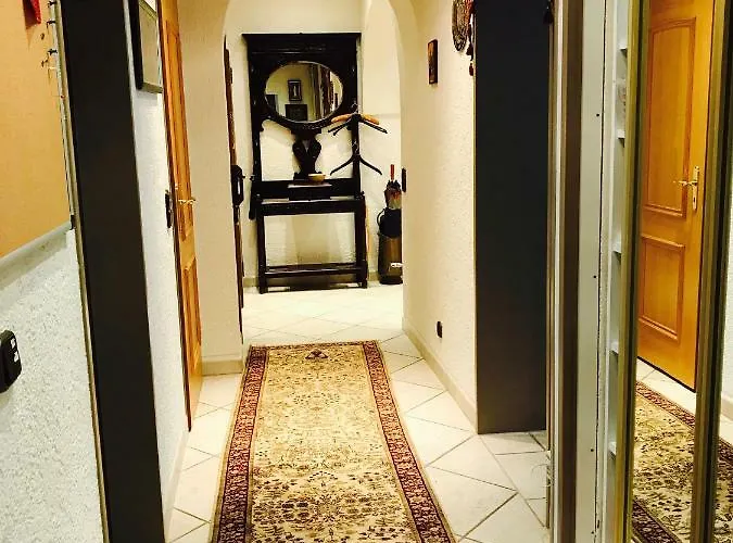 Luxury Near Media Harbour